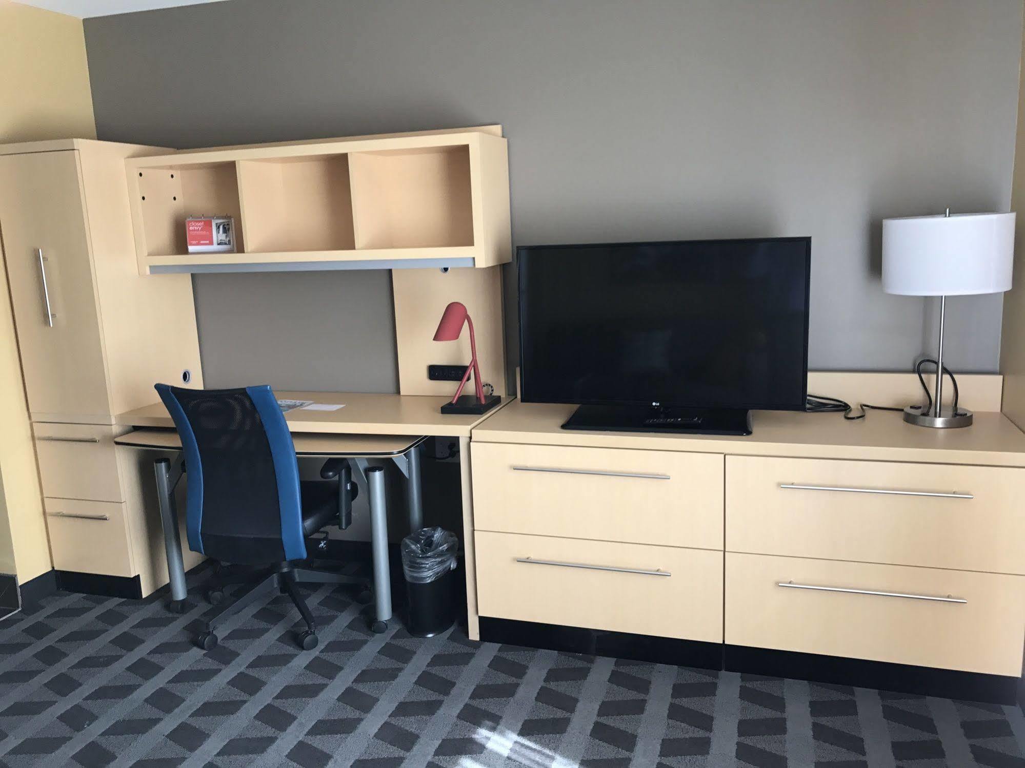 Towneplace Suites By Marriott New Hartford Eksteriør billede