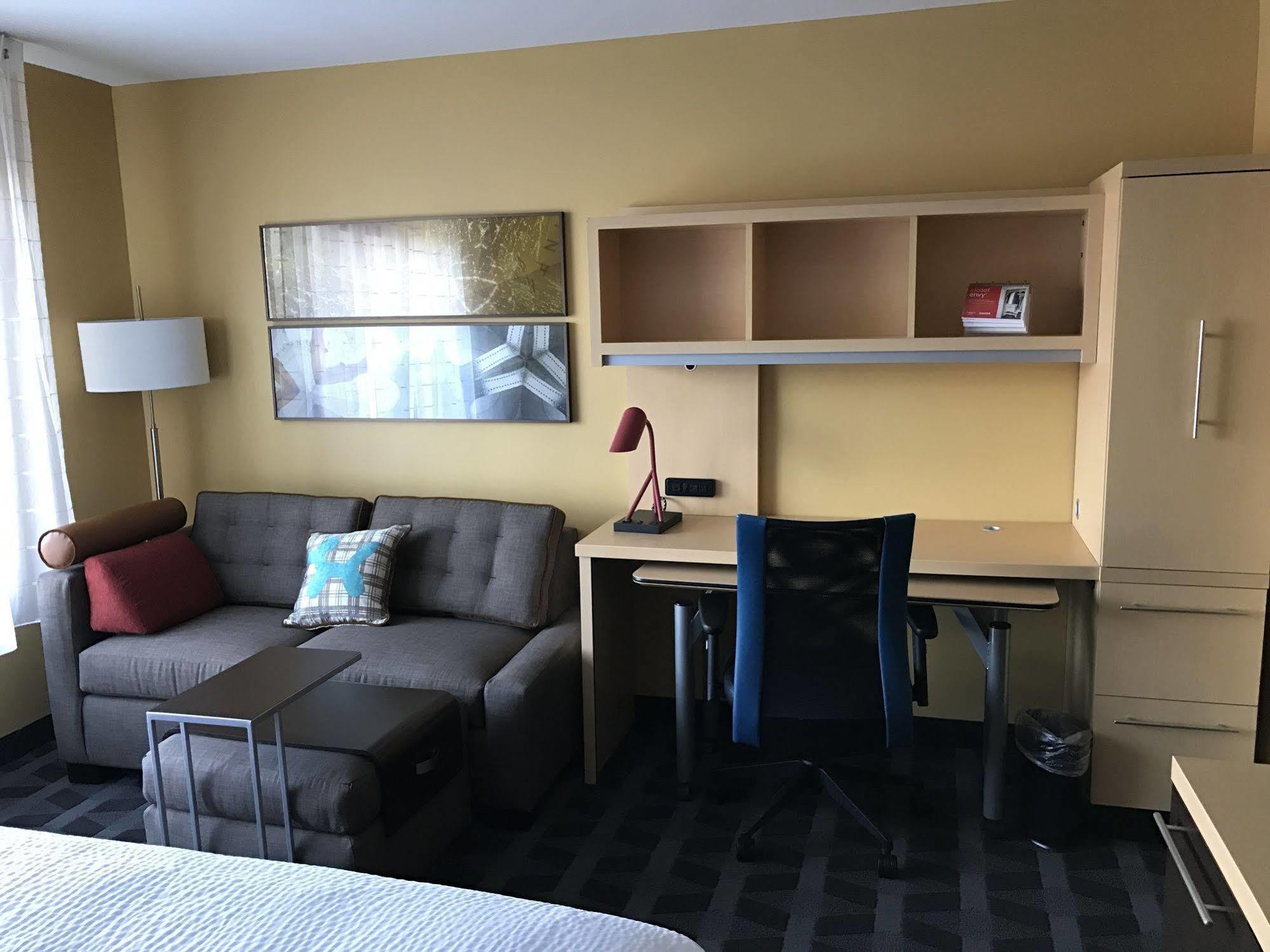 Towneplace Suites By Marriott New Hartford Eksteriør billede