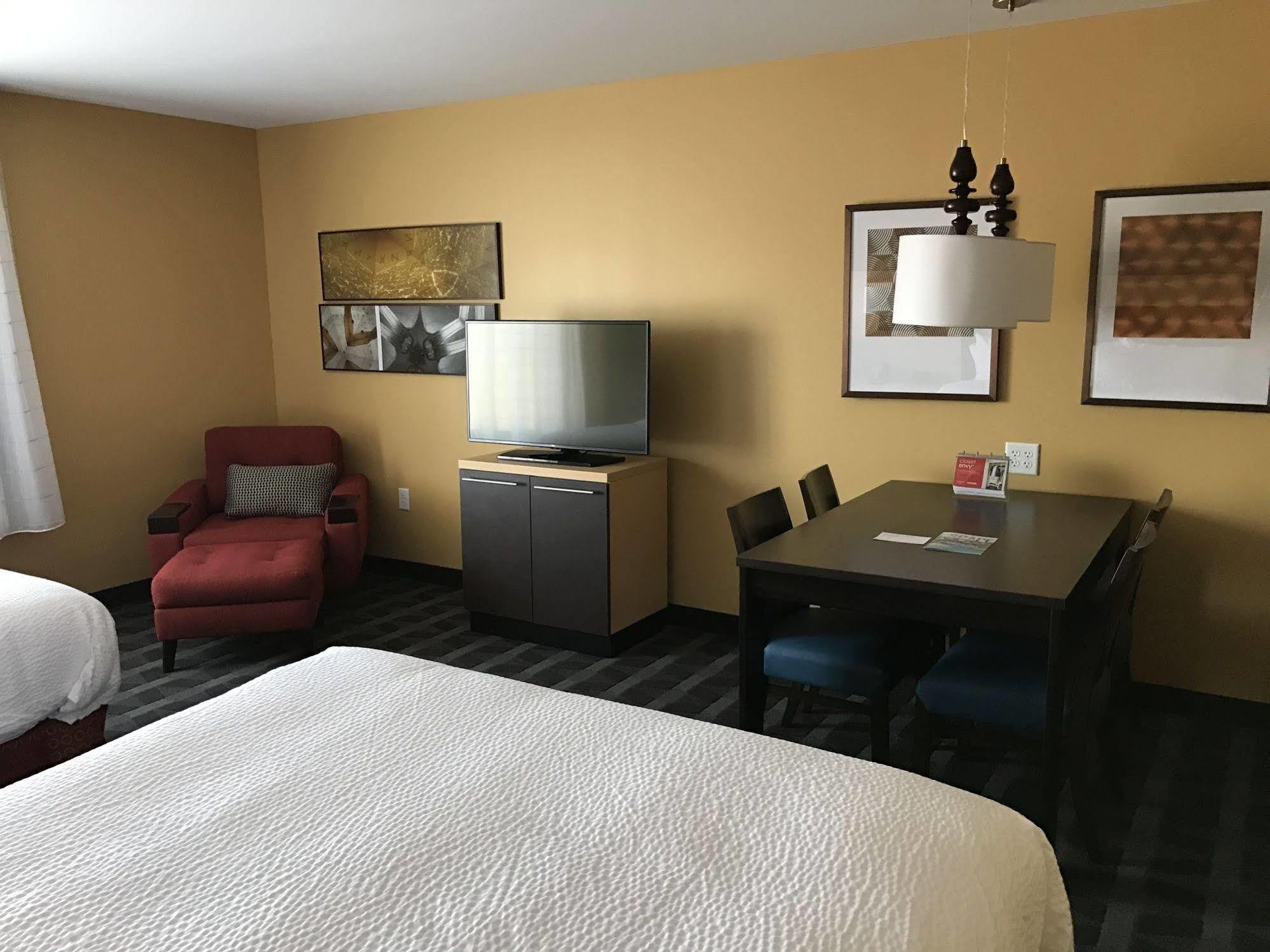 Towneplace Suites By Marriott New Hartford Eksteriør billede