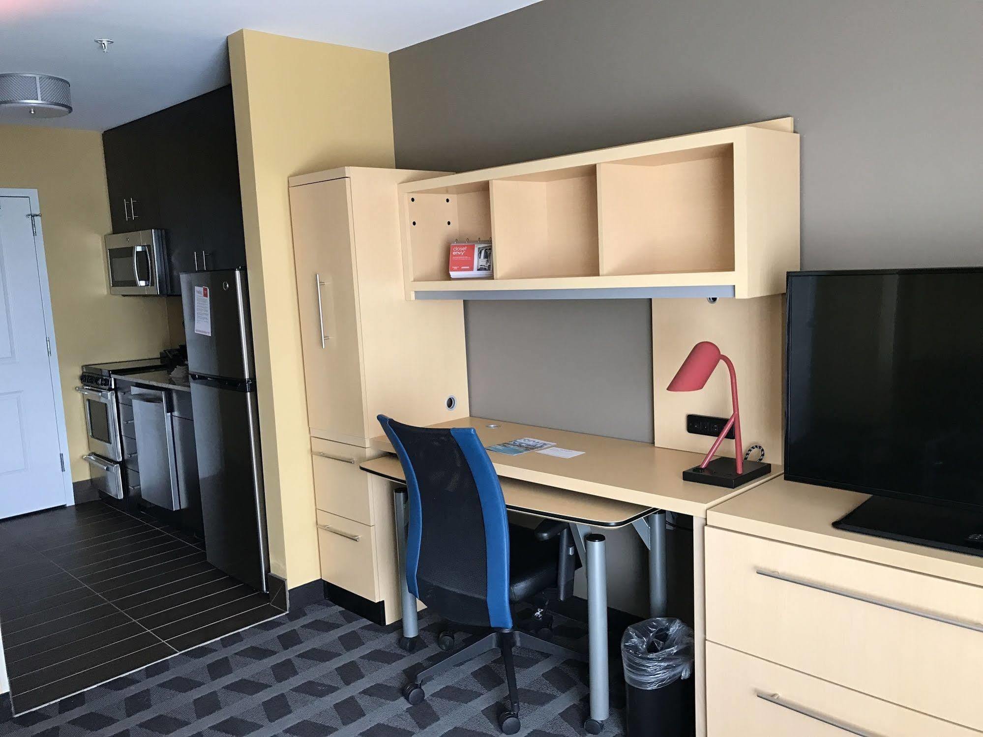 Towneplace Suites By Marriott New Hartford Eksteriør billede